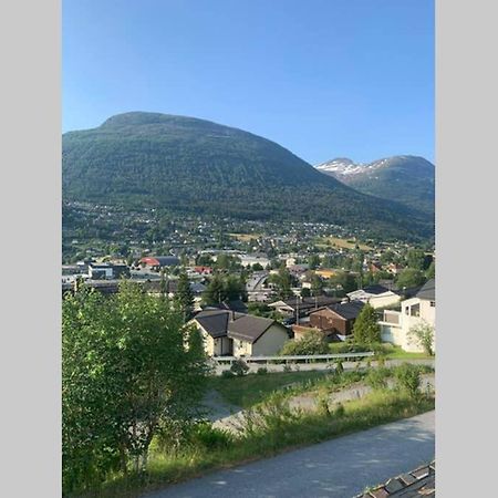 Leilighet Stryn Apartman Kültér fotó